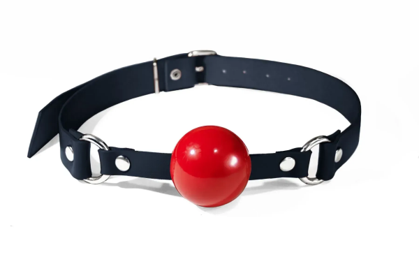 Кляп силіконовий Feral Feelings Silicon Ball Gag Black/Red, чорний ремінець