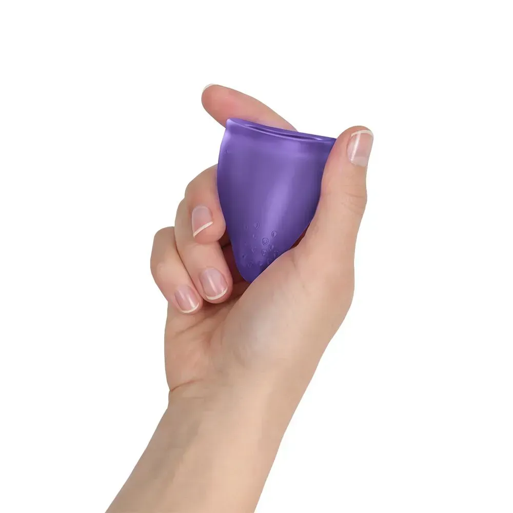 фото Менструальна чаша Fun Factory FUN CUP SIZE B Black Currant