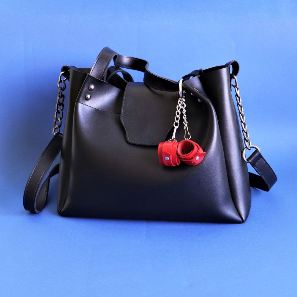 фото Брелок Наручники Червоний