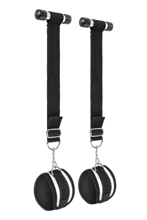 фото Фіксатор для рук на дверях Fetish Tentation Door swing handcuffs