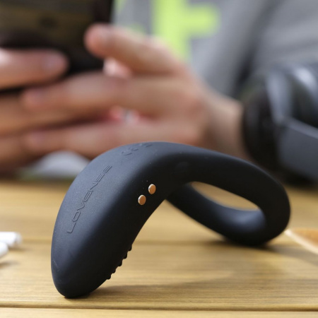 фото Смарт кільце-насадка на член Lovense Diamo Cock Ring