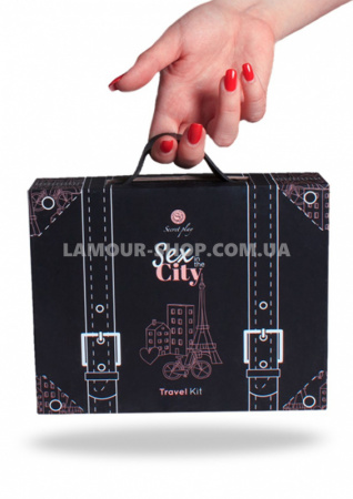 фото Сувенір Sex In The City Travel Kit